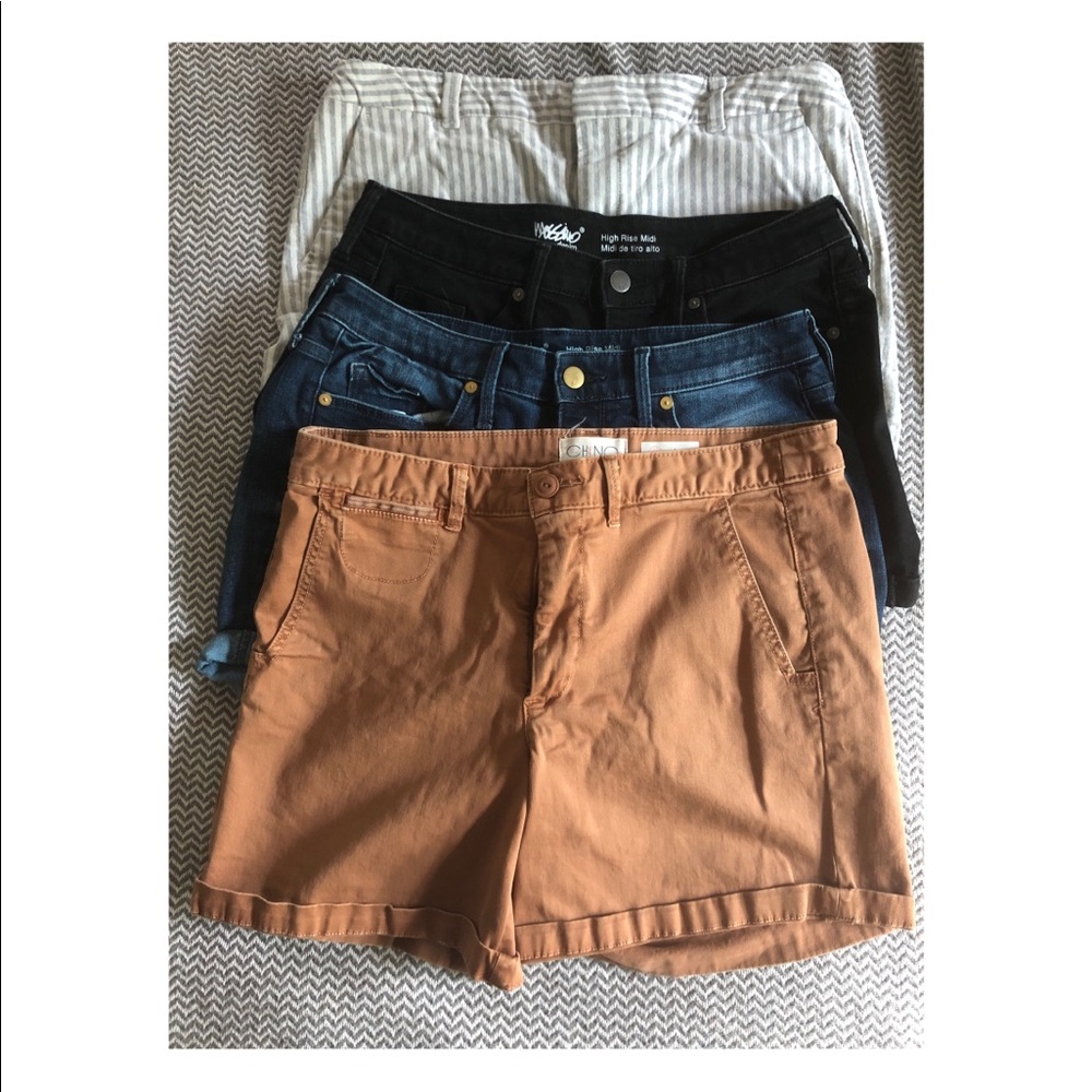 4 pair of Shorts, different brands, same size.
